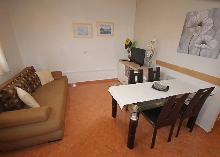 Lejlighed Family Mirela Borik